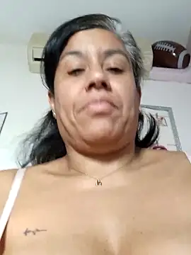 Molly newman6 online show from April 20, 6:11 pm