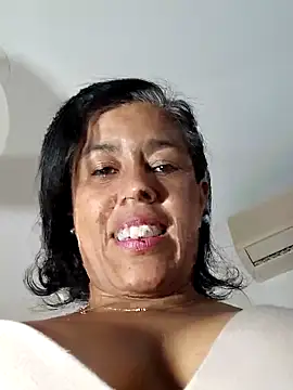 Snapshot of Molly_newman6 chatting on October 15, 6:43 pm Molly newman6 online show from October 15, 6:43 pm