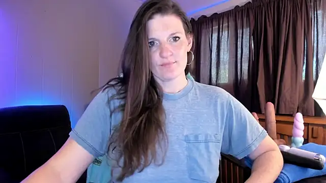 Snapshot of Kelly_Carolina chatting on September 15, 6:04 pm Kelly Carolina online show from September 15, 6:04 pm