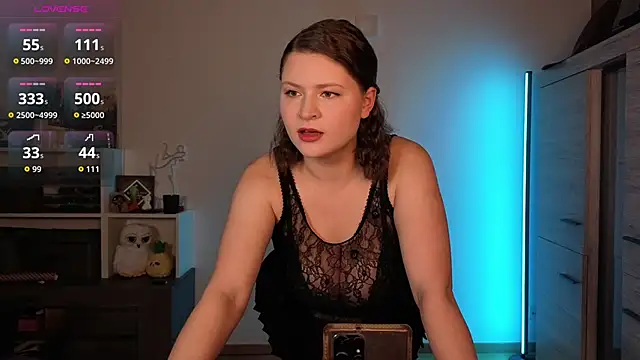 TinniAngel online show from January 12, 6:24 pm