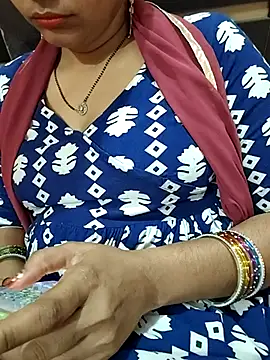 Diya 143 online show from April 25, 3:53 pm