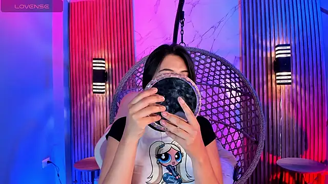 brenda moris01 online show from June 16, 9:49 pm