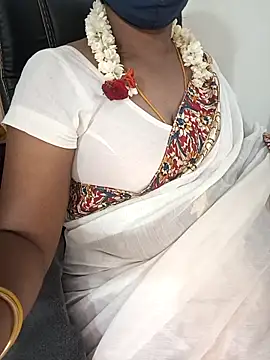 Snapshot of Tamil-hotwife chatting on October 7, 3:44 am Tamil-hotwife online show from October 7, 3:44 am
