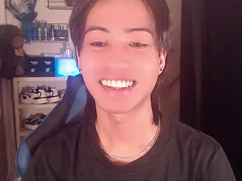 Manilagirl xx online show from April 21, 2:24 pm