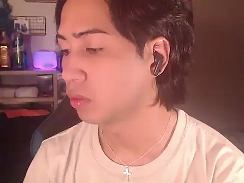 Manilagirl xx online show from June 18, 5:42 am