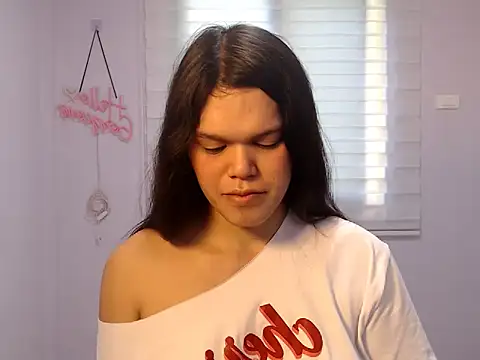 Miss Ivanawolf online show from March 24, 6:30 am