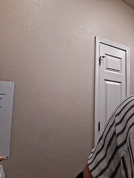 bootiebby online show from October 20, 6:27 am