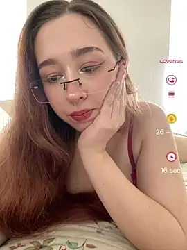 tsuki chan on online show from August 6, 2:57 pm