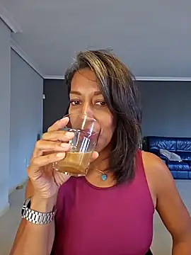 Goldenlace online show from November 16, 3:12 pm