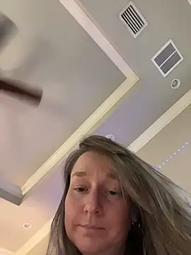 Vivian MayXxX online show from February 19, 11:14 pm