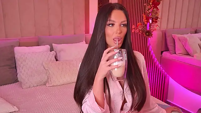 kaya b online show from November 12, 8:29 pm