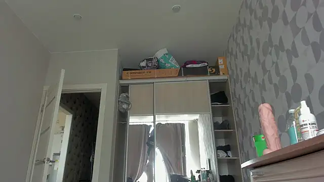 92yourbitch922 online show from April 18, 9:56 am