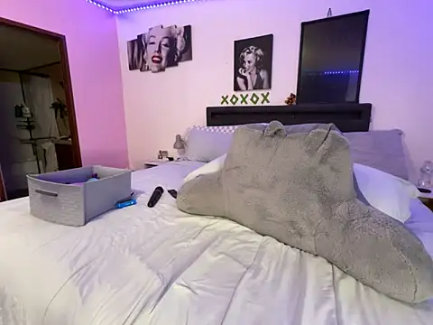 AngelSinz69 online show from October 28, 10:14 pm