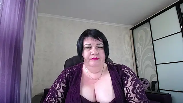 JuicyLady Di online show from September 24, 11:20 am