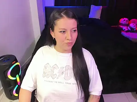 lia minami online show from August 1, 6:48 am