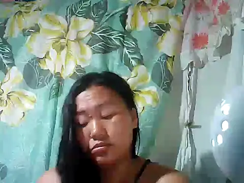 Snapshot of Sexyhorney4u chatting on September 23, 9:24 pm Sexyhorney4u online show from September 23, 9:24 pm