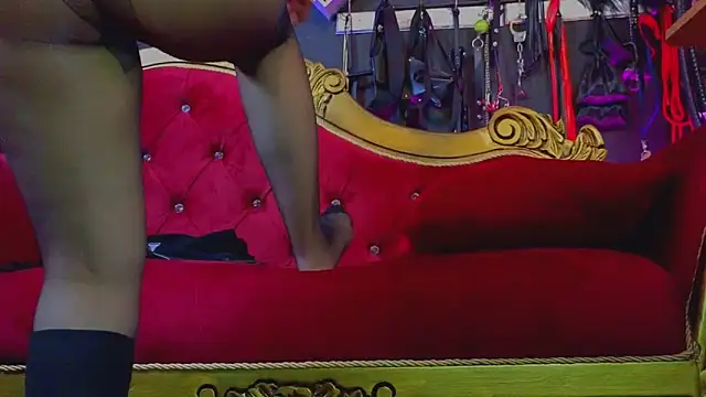 PerlaDivaio online show from October 27, 2:34 pm