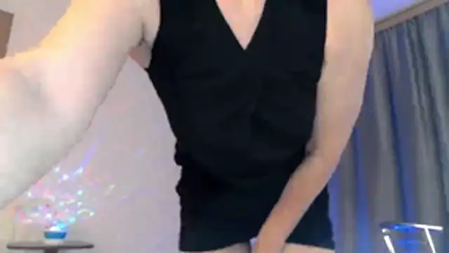 elenaza online show from April 26, 8:06 pm