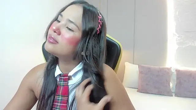 isabella florez online show from April 25, 2:25 am