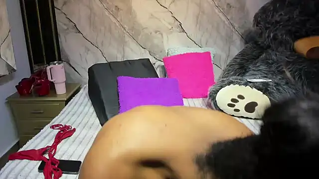 Niyirey1 online show from April 22, 1:08 pm