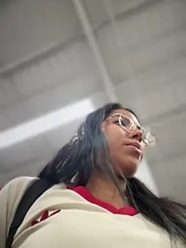 SheenaBrooke online show from April 26, 6:05 pm