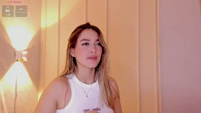 Assh lee  online show from April 26, 1:42 pm