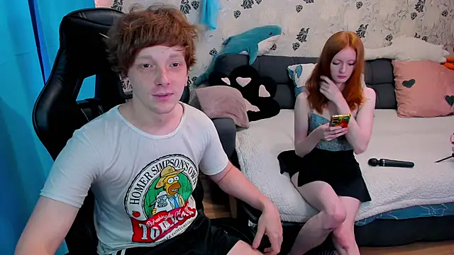 Snapshot of lakmsrrrmrrr chatting on September 12, 9:51 am lakmsrrrmrrr online show from September 12, 9:51 am