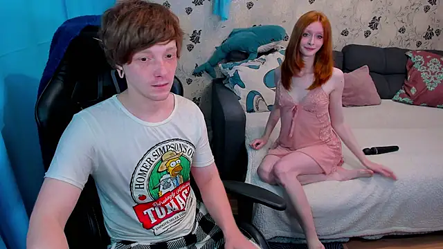 Snapshot of lakmsrrrmrrr chatting on September 26, 10:35 am lakmsrrrmrrr online show from September 26, 10:35 am