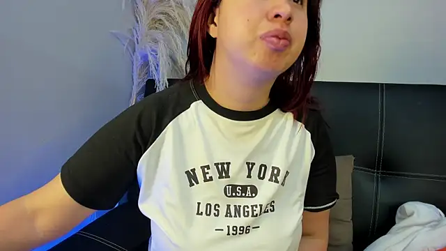 madelaine blosson online show from April 21, 10:55 am