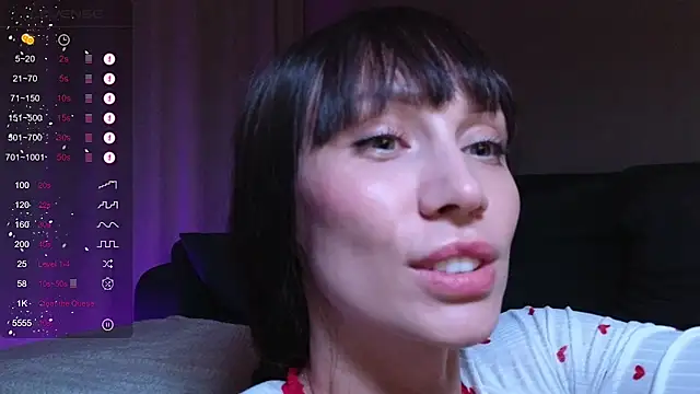 Alice Wonders online show from September 28, 10:26 pm