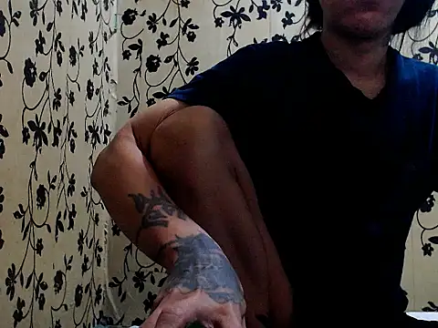 UrtemptationsMistress69 online show from March 12, 11:40 pm