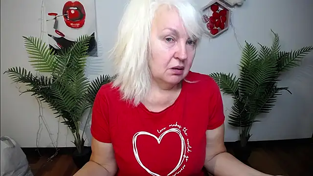 BlondyLeeBest online show from March 1, 7:46 pm