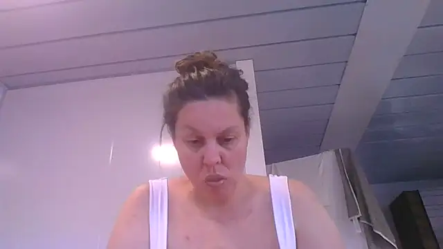 fulloferotic online show from April 25, 4:48 pm