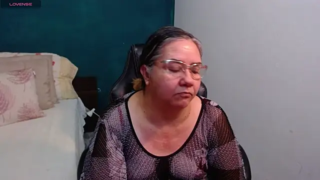 scaelettdubois online show from April 22, 3:36 am