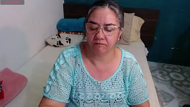 scaelettdubois online show from June 13, 2:53 am
