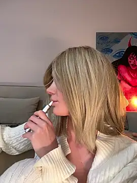 MariaTull online show from June 18, 10:36 pm