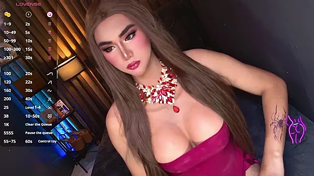 Snapshot of SexGoddess_Amalia chatting on October 11, 9:36 am SexGoddess Amalia online show from October 11, 9:36 am