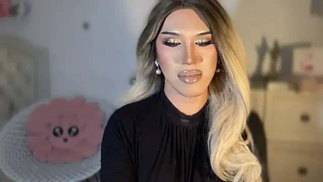 Ts glamxxxx online show from October 1, 4:50 am