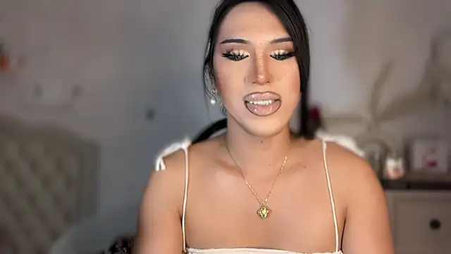 Ts glamxxxx online show from November 12, 4:54 am