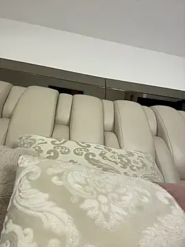 ALISSON FOXXX1 online show from April 18, 10:53 pm