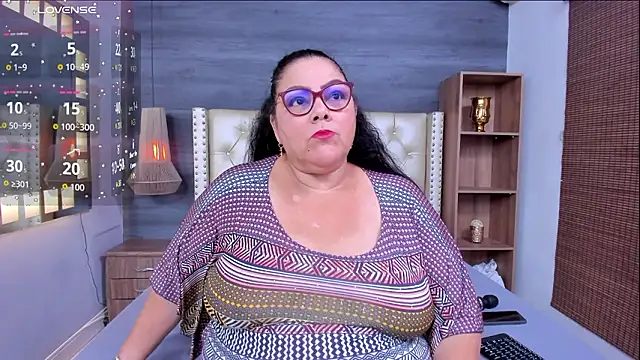 mommy cute online show from March 26, 12:35 am