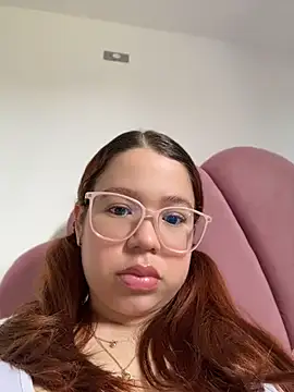 Lucyklein2022 online show from July 21, 2:40 pm