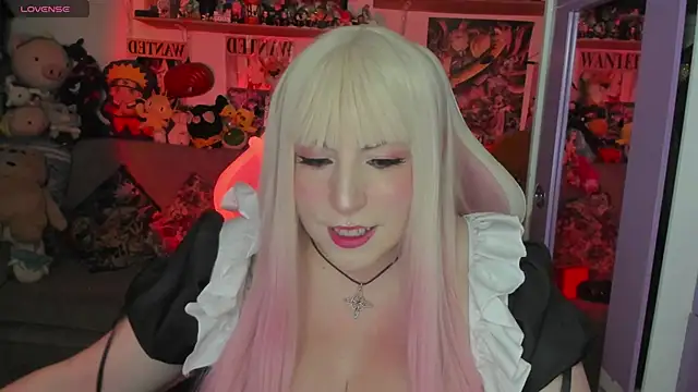 candyy new online show from April 22, 7:49 am