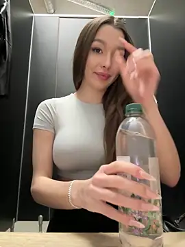 barbiehumpxxx online show from March 11, 10:23 pm