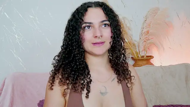 merida bell18 online show from June 21, 8:57 pm