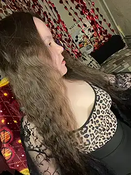 Var Kiss online show from April 1, 2:25 pm