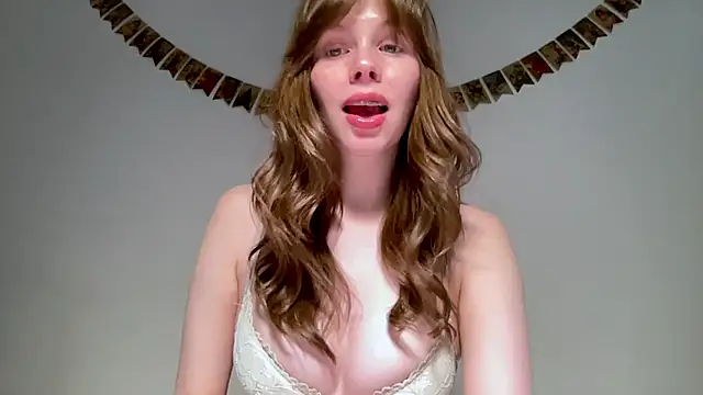 Nikki Mimimi online show from January 16, 10:00 am