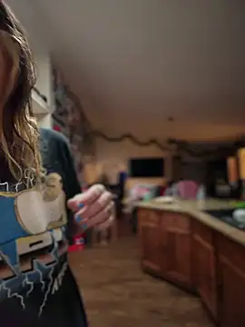 MarlaFknSinger online show from February 5, 9:34 am