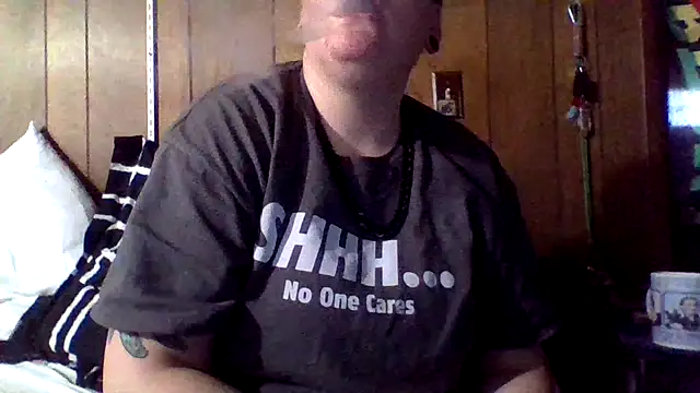 Mhunt666 online show from March 5, 8:48 pm