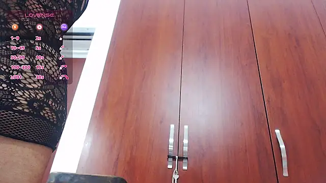 Snapshot of hornywife_ chatting on September 30, 7:30 pm hornywife online show from September 30, 7:30 pm